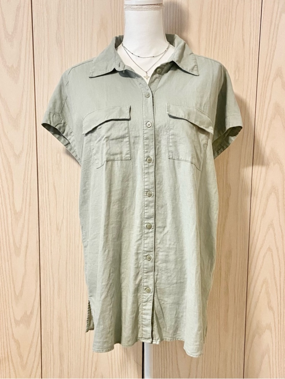 H&M Linen Blend Shirt Women’s Medium Maternity Short Sleeve Button Down Blouse M